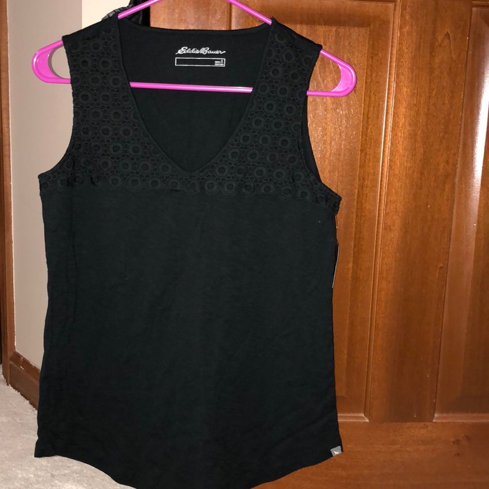 Eddie Bauer New black tank!